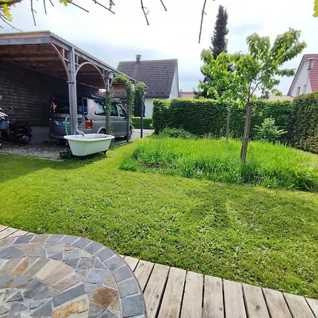 Lägenhet Charmantes Gaestehaus -tiny- Mit Sauna